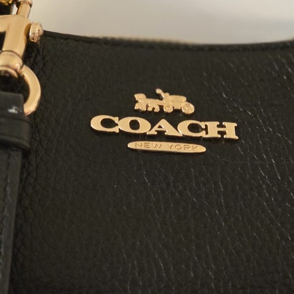 Coach Teri Black Leather Shoulder Bag - Picture 2 of 13